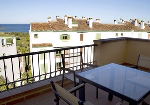 2 bedroom apartment with garden block 1 (Apartment 1)