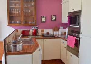 2 bedroom accommodation in St Margarets-at-Cliffe