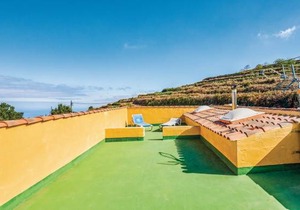 2 bedroom accommodation in Icod el Alto