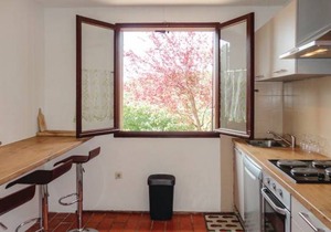 2 bedroom accommodation in Cabrerolles