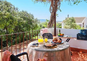 2 bedroom accommodation in Estepa