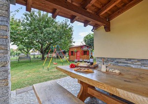 2 bedroom accommodation in Gozzano