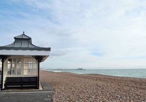 2 bedroom accommodation in Worthing