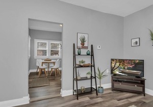 2 Bedroom Modern Apt | Bayview milwaukee