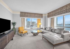 2 Bedroom OR King Studio Suites Four Seasons Hotel Miami Free Wi-Fi & Free Parking