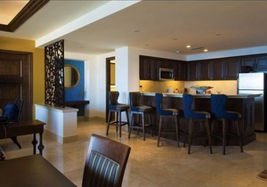 2 Bedroom Penthouse Lands End - March 16-23-2024