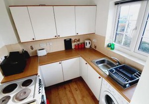 2 Bedroom Rayleigh Apartment