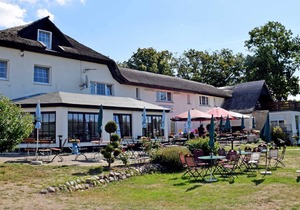 2-raumferienwohnung II - Ferienzimmer und -wohnungen mit Seeblick