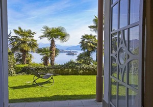 2-room apartment with terrace in an Art Nouveau villa with communal pool