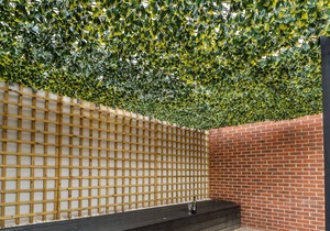 2, ST JOHN'S NORTH APARTMENTS, character holiday cottage in Wakefield