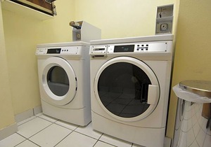 2-Star Hotel ∙ Holiday Inn Express San Diego - Sea World Area, an IHG Hotel