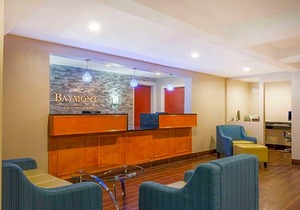 2-Star Hotel ∙ Baymont by Wyndham Georgetown