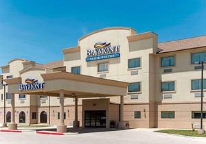 2-Star Hotel ∙ Baymont by Wyndham Perryton