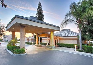 2-Star Hotel ∙ Best Western Porterville Inn