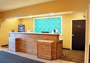 2-Star Hotel ∙ Best Western Fostoria Inn & Suites