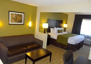 2-Star Hotel ∙ Best Western Hilliard Inn & Suites