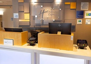2-Star Hotel ∙ Holiday Inn Express O'Neill, an IHG Hotel