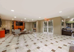 2-Star Hotel ∙ Microtel Inn & Suites by Wyndham West Chester