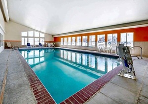2-Star Hotel ∙ Quality Inn & Suites Limon
