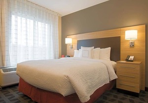2-Star Hotel ∙ TownePlace Suites by Marriott Syracuse Clay