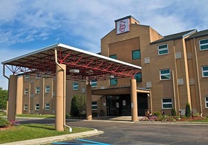 2-Star Hotel ∙ Travelodge by Wyndham Romulus Detroit Airport