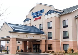 2-Star Hotel ∙ Fairfield Inn and Suites by Marriott Muskegon Norton Shores
