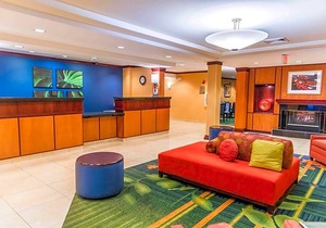 2-Star Hotel ∙ Fairfield Inn and Suites by Marriott Muskegon Norton Shores