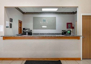 2-Star Hotel ∙ Quality Inn & Suites South/Obetz