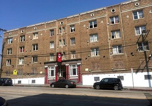 2-Star Hotel ∙ Stuart Hotel