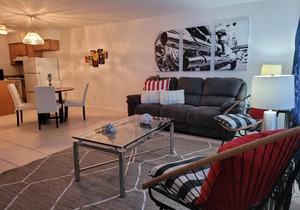#2 WALKING DISTANCE FROM THE BEACH