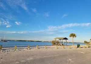 #2 WALKING DISTANCE FROM THE BEACH