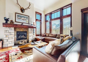 213 m² House ∙ 4 bedrooms ∙ 10 guests