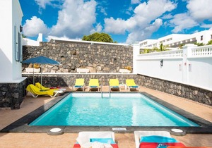 220 m² Villa ∙ 4 bedrooms ∙ 8 guests