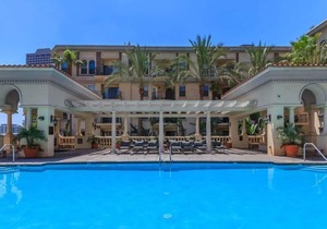 234248 Luxzurious DTLA Suite