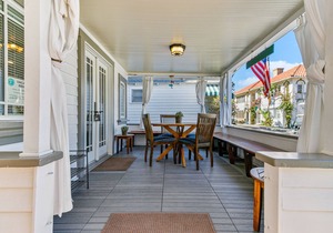 234CL: Fairweather Cottage, 2 Blocks from Beach, Cute Porch, Fireplace, WIFI - 2
