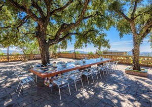 240 m² House ∙ 6 bedrooms ∙ 17 guests