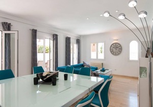 240 m² Villa ∙ 4 bedrooms ∙ 8 guests