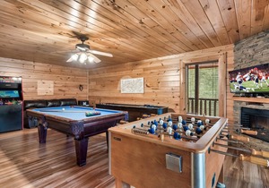 247 m² Cabin ∙ 3 bedrooms ∙ 10 guests