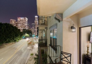 253722 DTLA Penthouse Level Suite