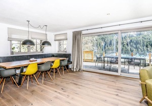 260 m² Chalet ∙ 4 bedrooms ∙ 10 guests