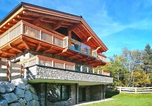 260 m² Chalet ∙ 4 bedrooms ∙ 10 guests
