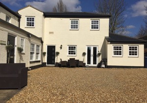 27 Skipper Way - Little Paxton, St Neots