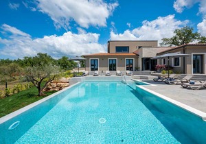 271 m² Villa ∙ 5 bedrooms ∙ 10 guests