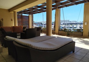 277 m² Apartment ∙ 3 bedrooms ∙ 6 guests