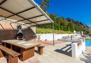 280 m² House ∙ 8 bedrooms ∙ 18 guests