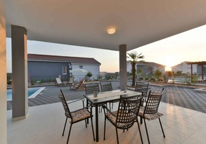 290 m² Villa ∙ 4 bedrooms ∙ 9 guests