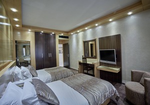 2Bedroom Suite facing ABC Mall, Verdun 730 &Dunes2