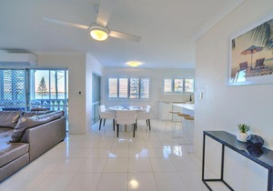 2BR Broadwater View Apartment