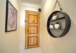 2BR Broadwater View Apartment