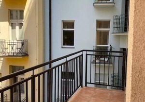 3 Bed Flat - Sleeps 10 - Pets - Smoking on terrace